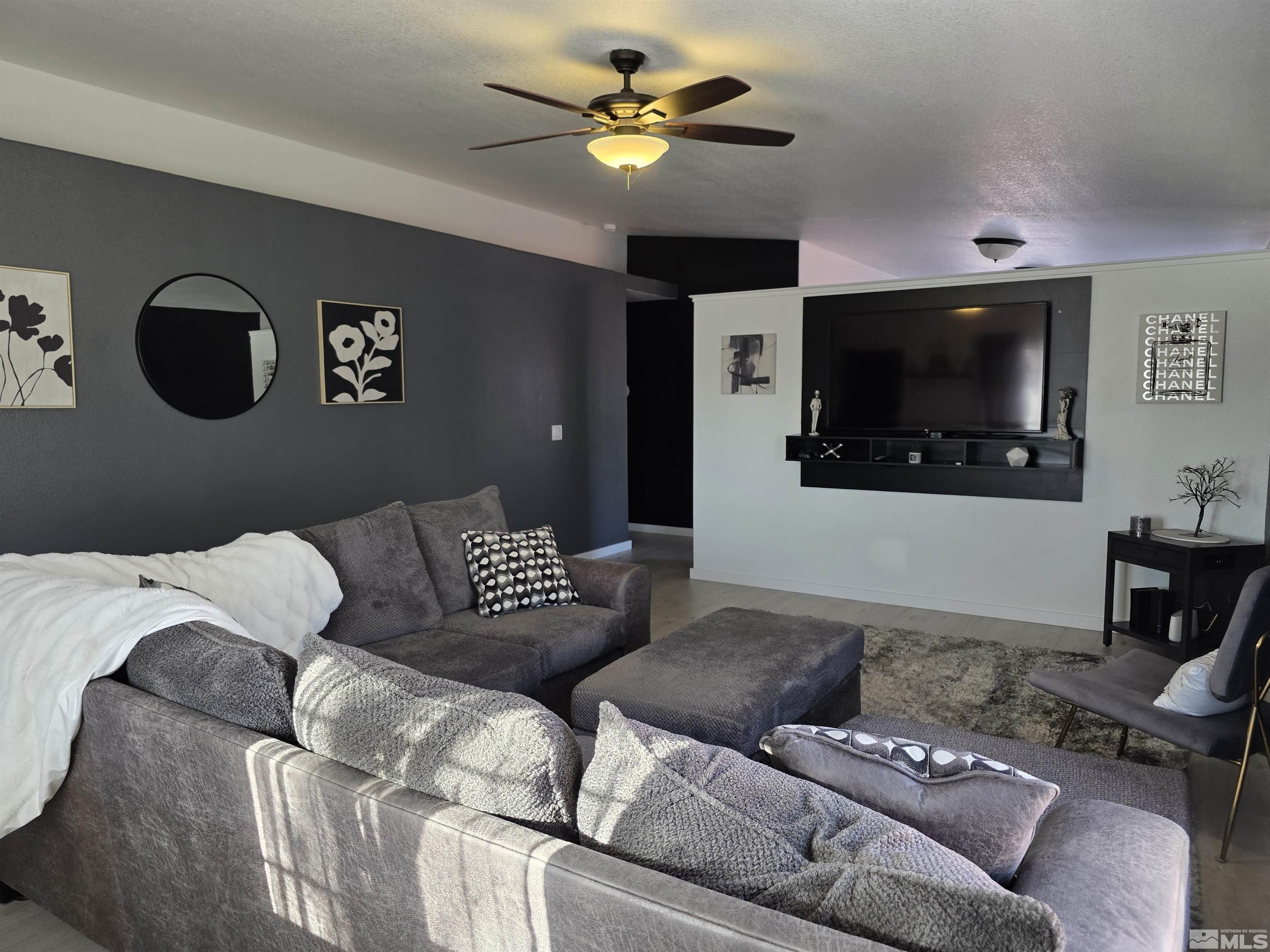 18155 Cherryleaf Court Reno, NV 89508 - Photo 4 of 37 Photo 4