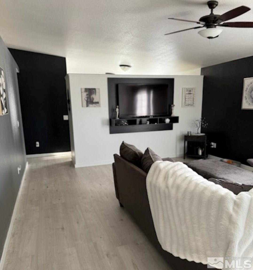 18155 Cherryleaf Court Reno, NV 89508 - Photo 5 of 37 Photo 5