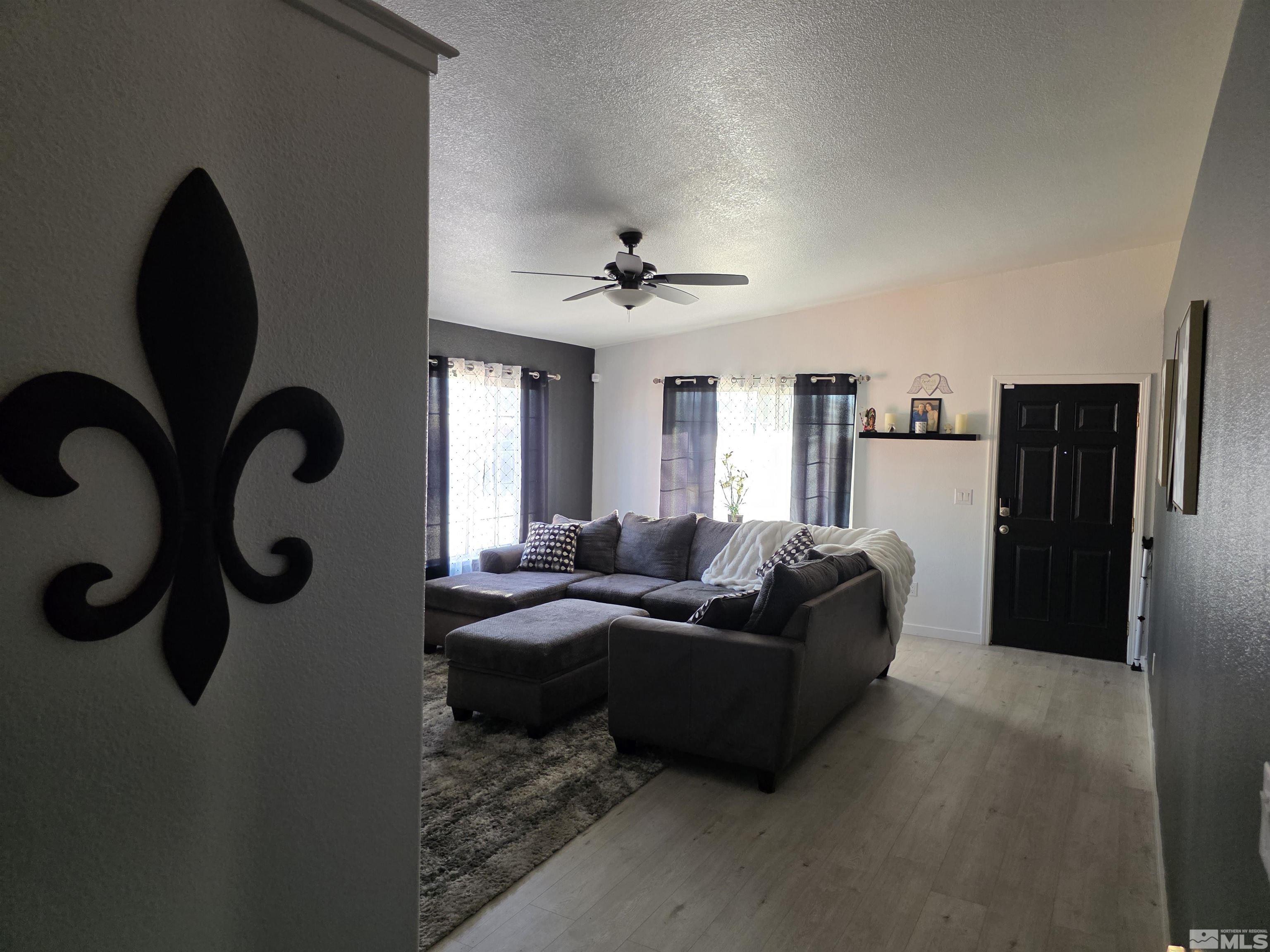 18155 Cherryleaf Court Reno, NV 89508 - Photo 6 of 37 Photo 6