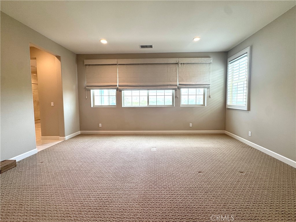 291 Barnes Road Tustin, CA 92782 - Photo 11 of 28