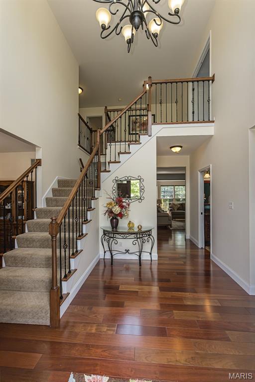 733 Castle Ridge Drive Ballwin, MO 63021 - Photo 4 of 74