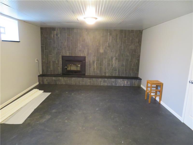 210 Fitz Henry Road Smithton, PA 15479 - Photo 18 of 19 Game room