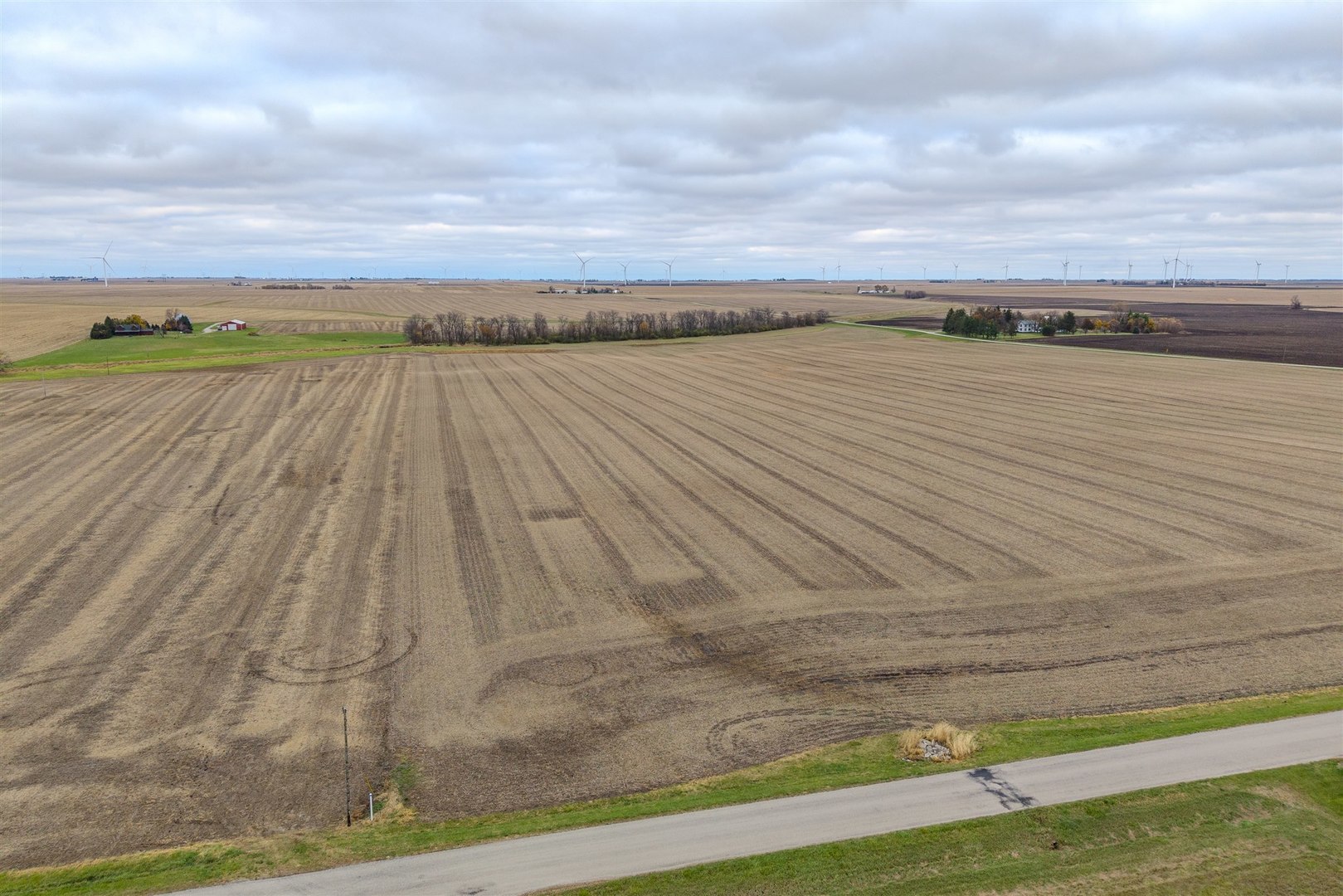 2150 East North Road Colfax, IL 61728 - Photo 5 of 19