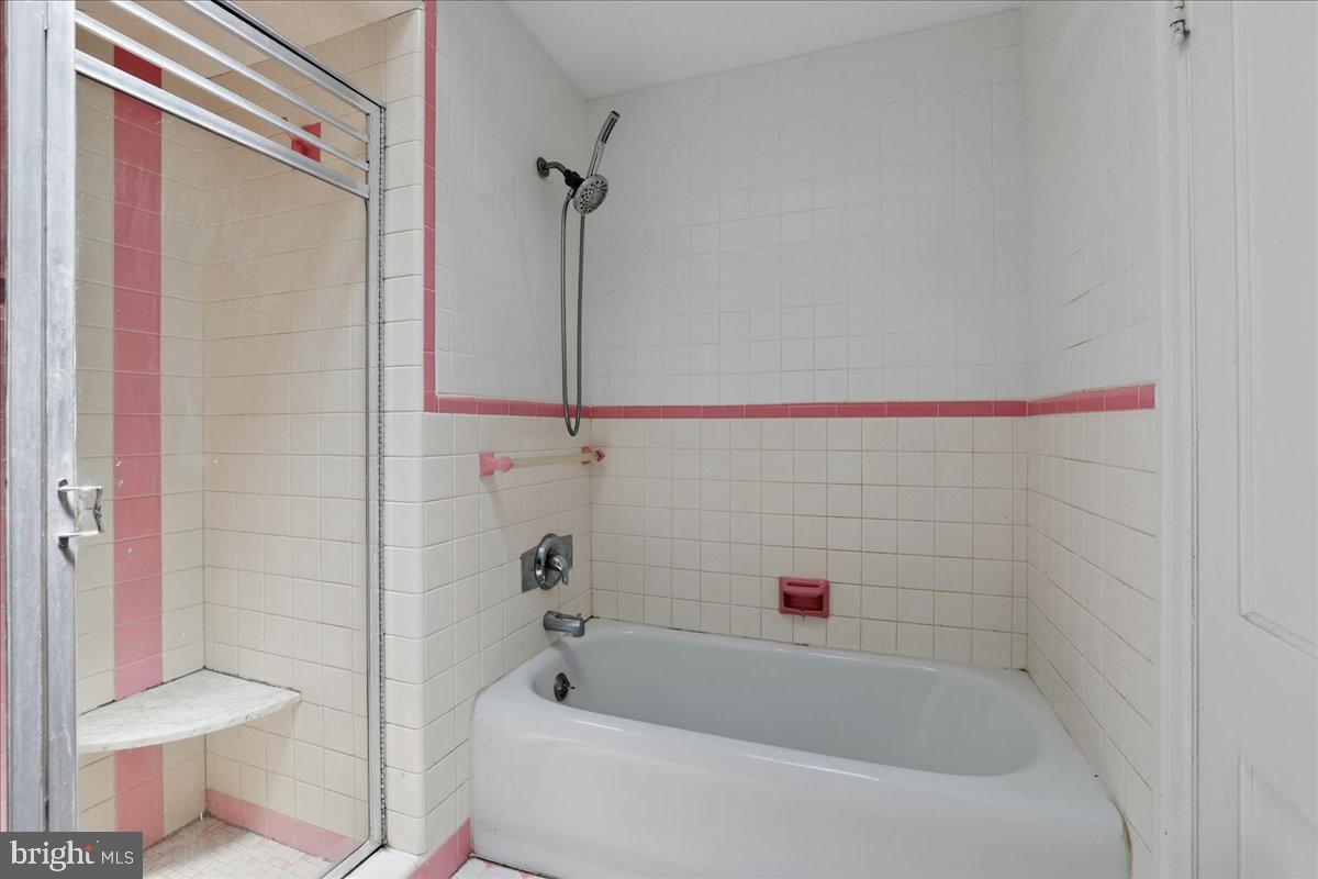 342 Huntley Road Upper Darby, PA 19082 - Photo 22 of 25 Gallery Image 22