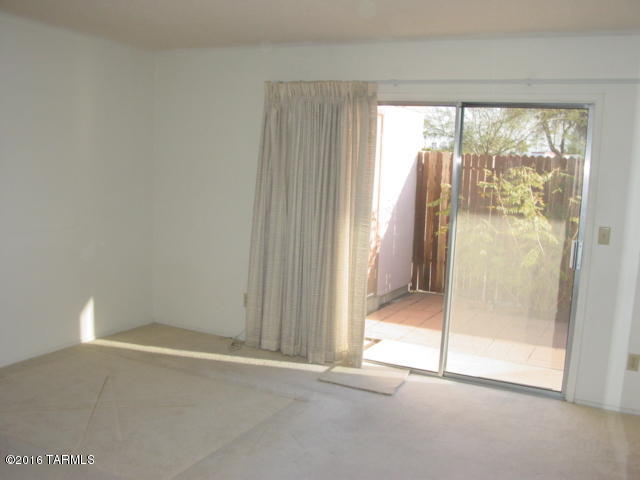 964 South Pantano Road Tucson, AZ 85710 - Photo 4 of 20
