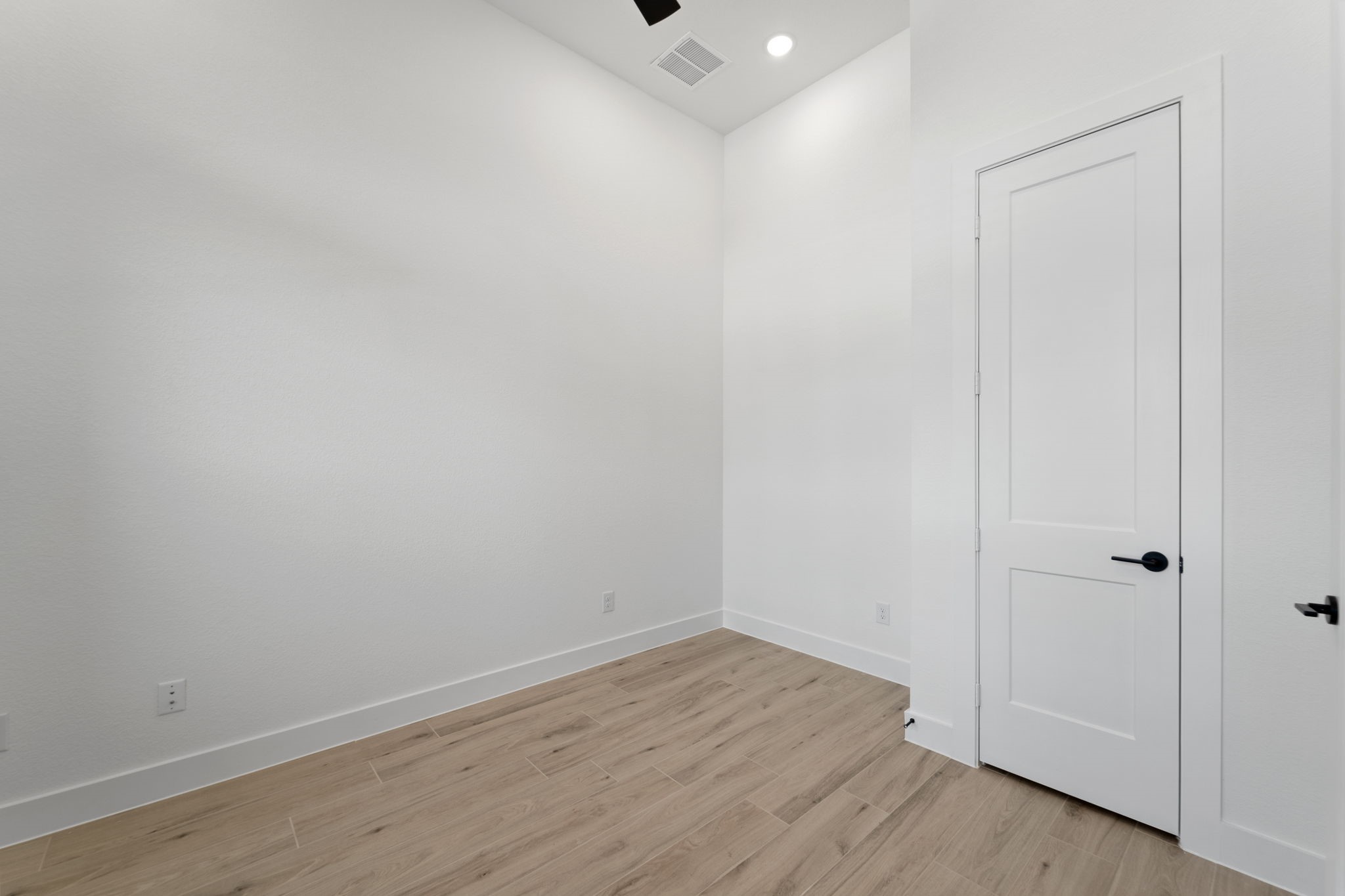 413 Lone Ranger Drive Montgomery, TX 77316 - Photo 13 of 37 Representative Photo