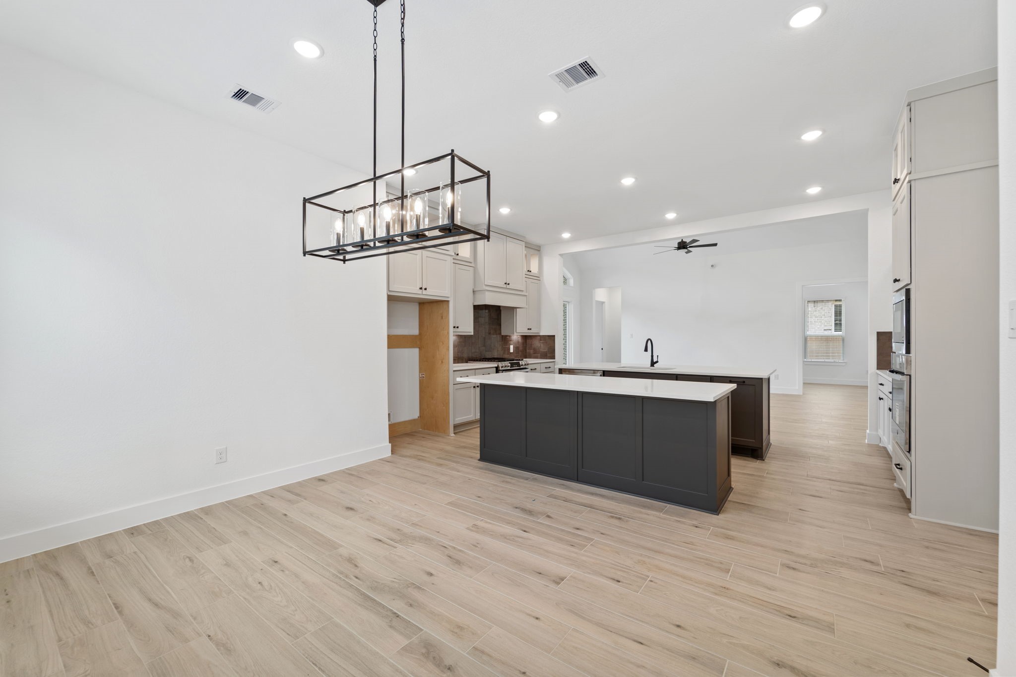 413 Lone Ranger Drive Montgomery, TX 77316 - Photo 8 of 37 Representative Photo