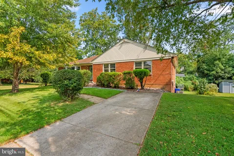 $4,000 | 8515 Farrell Drive, Chevy Chase, MD 20815