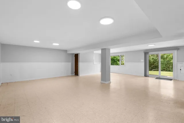 $4,500 | 8515 Farrell Drive, Chevy Chase, MD 20815