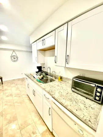 $237,000 | 2636 Pirates Cove, Unit 183, Schaumburg, IL 60173