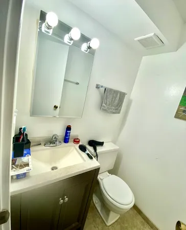 $237,000 | 2636 Pirates Cove, Unit 183, Schaumburg, IL 60173