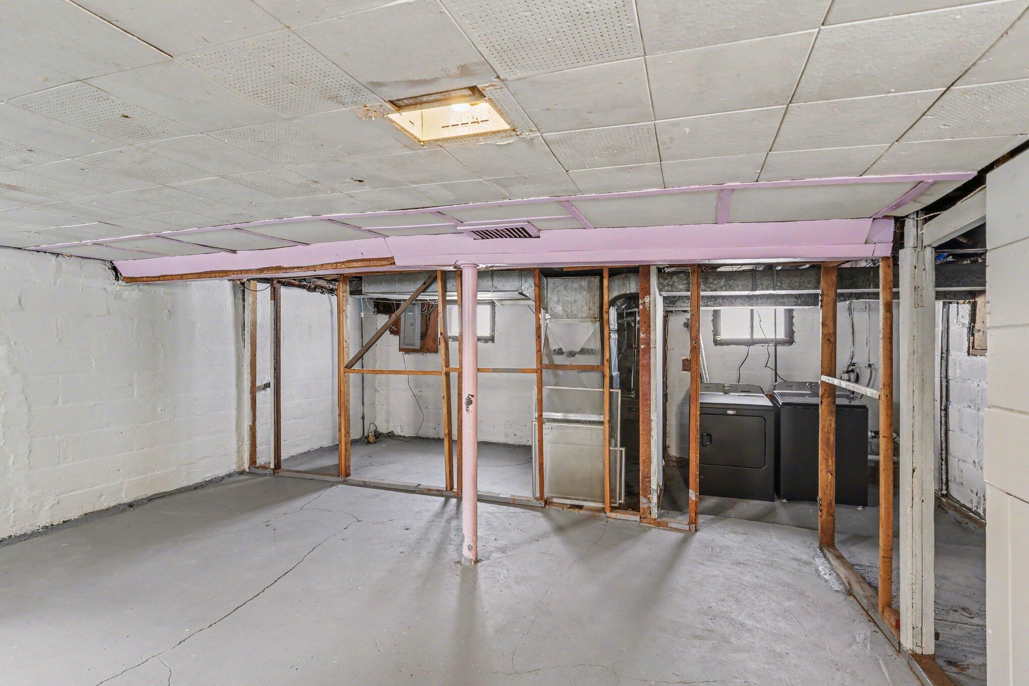 1235 Sheldon Street Jackson, MI 49203 - Photo 13 of 15 file_3255