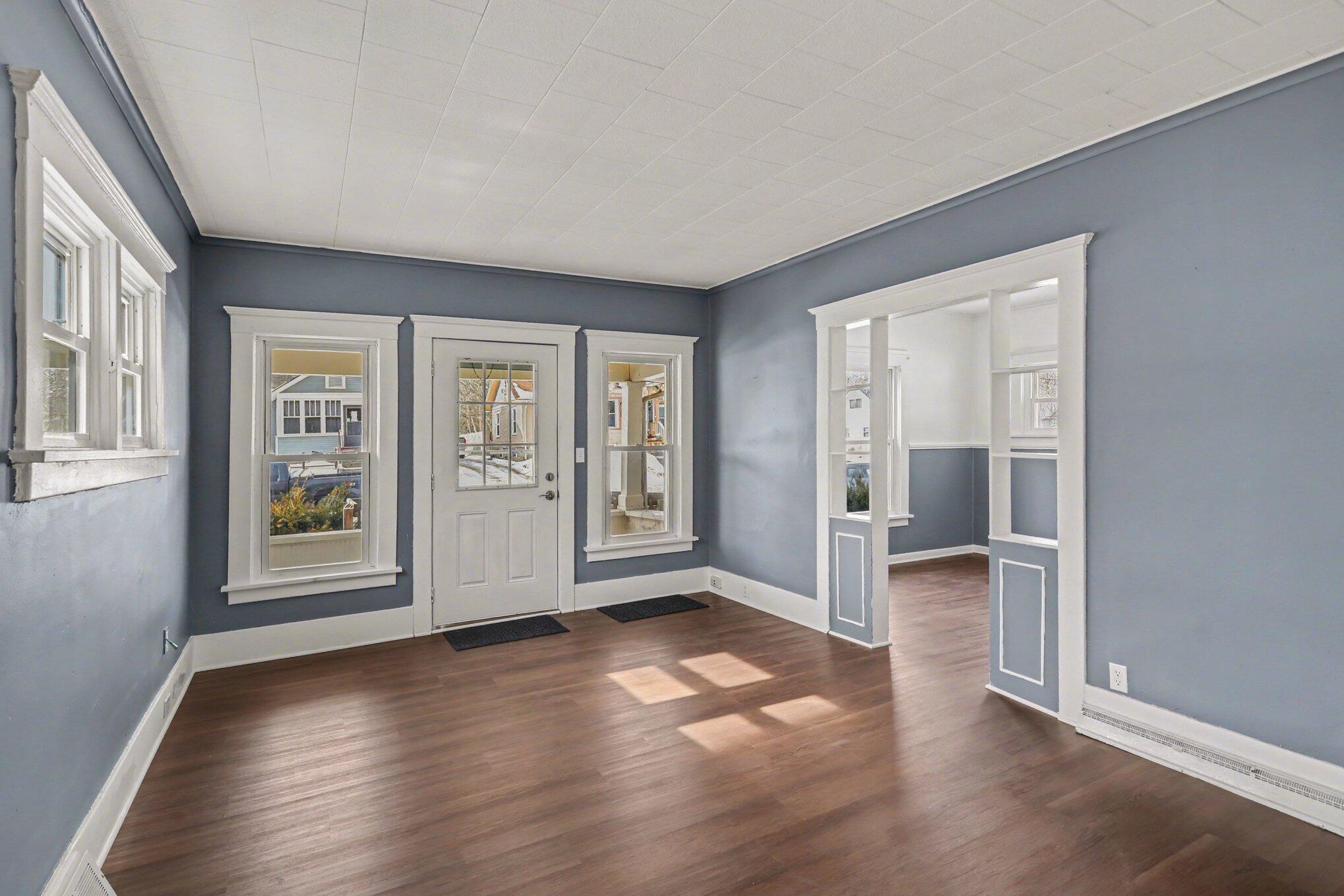 1235 Sheldon Street Jackson, MI 49203 - Photo 3 of 15 file_1899