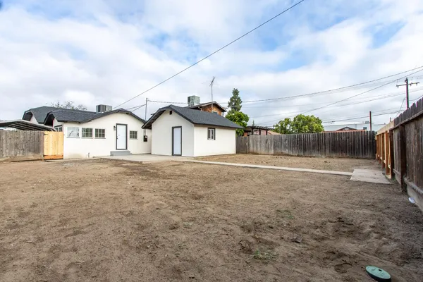 $399,999 | 2520 2nd Street, Ceres, CA 95307