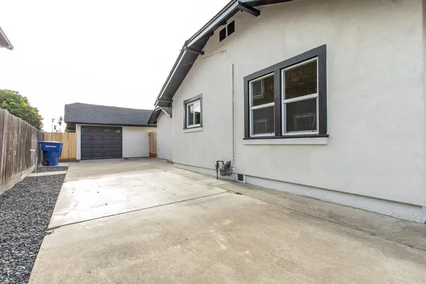 $399,999 | 2520 2nd Street, Ceres, CA 95307