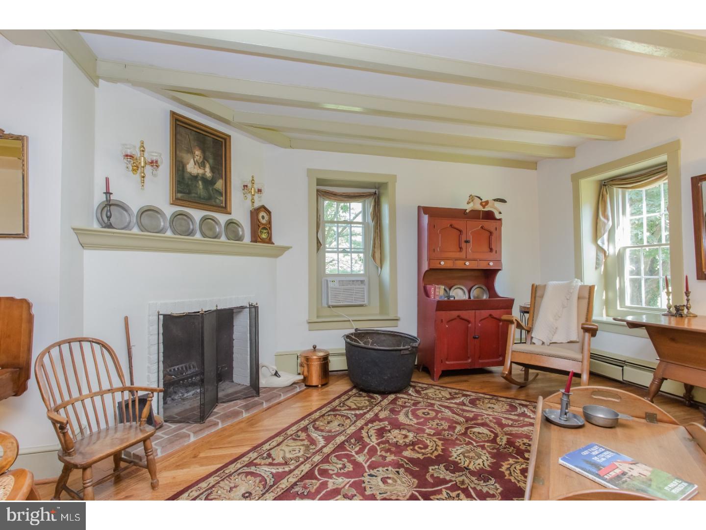 250 Boone Road Birdsboro, PA 19508 - Photo 4 of 25 Living Room