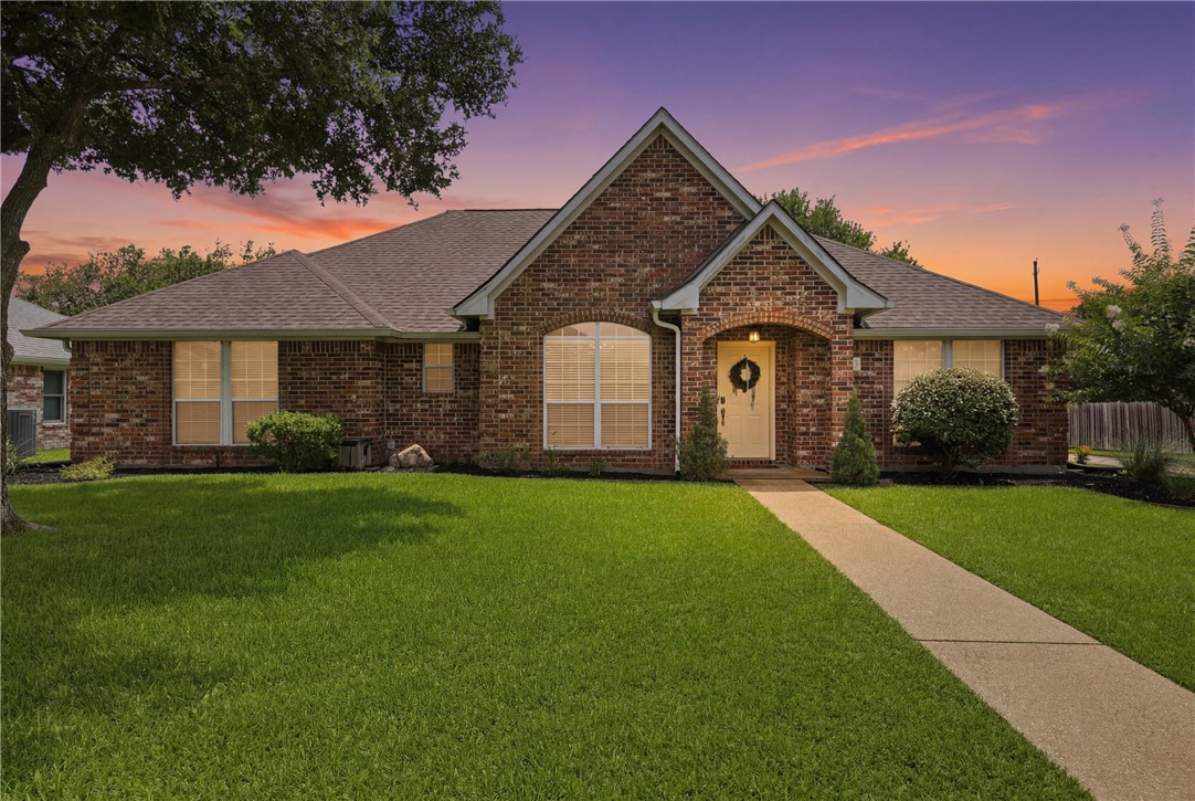 4600 Kensington Road Bryan, TX 77802 - Photo 2 of 31 Front of the home