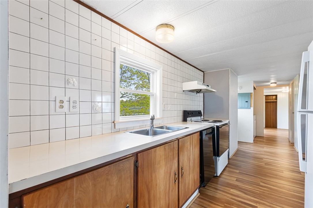 301 Bulgarmarsh Road Tiverton, RI 02878 - Photo 12 of 28