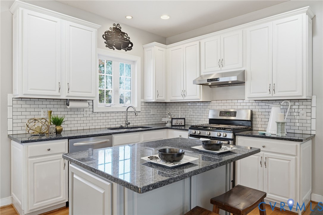 10918 Church Point Road Chesterfield, VA 23832 - Photo 7 of 36