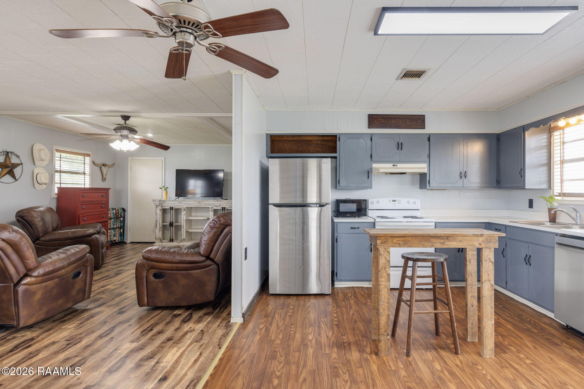 20927 West Liberty Farm Road Kaplan, LA 70548 - Photo 11 of 24 3-web-or-mls-20927 W Liberty Farm Rd-3