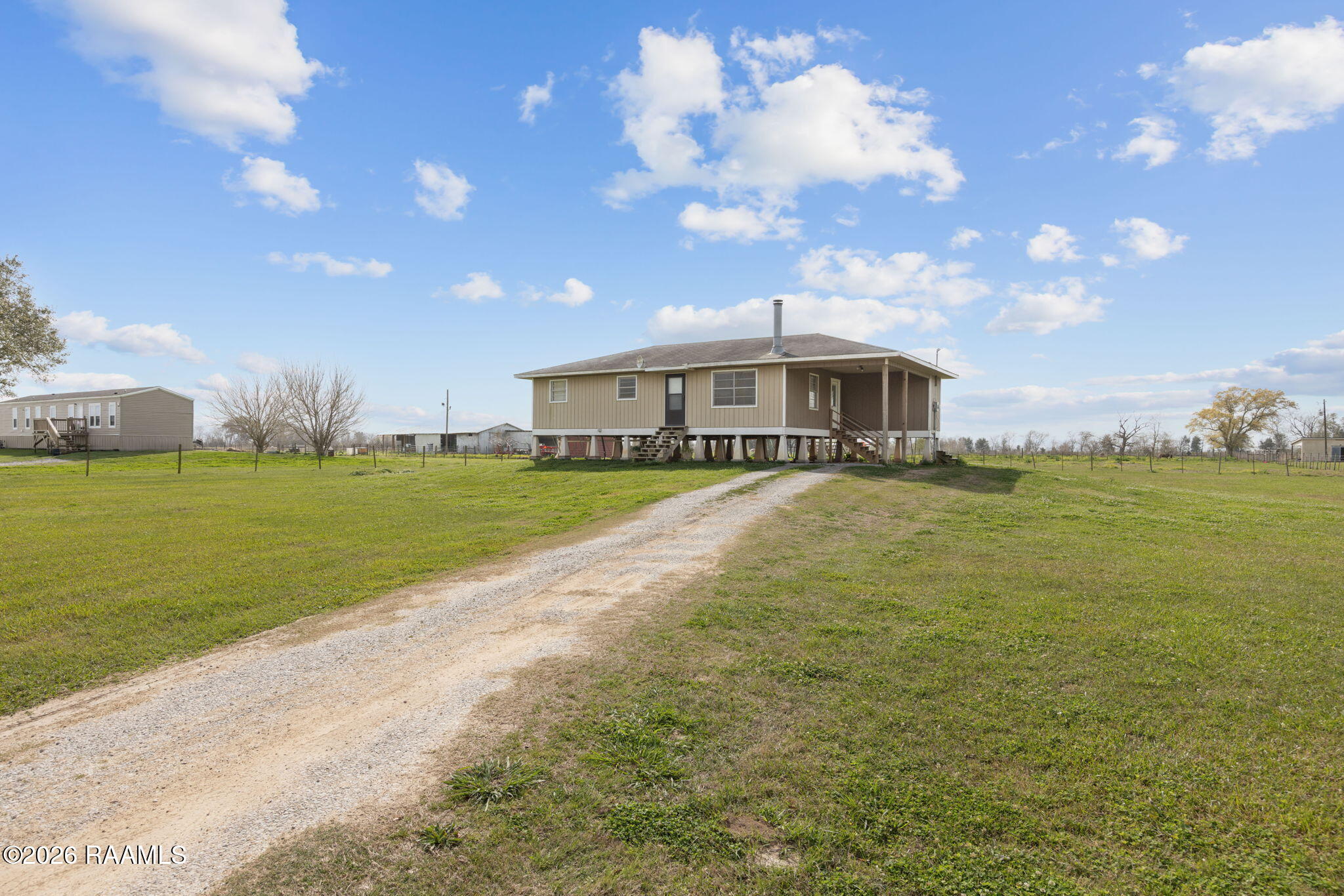 20927 West Liberty Farm Road Kaplan, LA 70548 - Photo 14 of 24 2-web-or-mls-20927 W Liberty Farm Rd-2