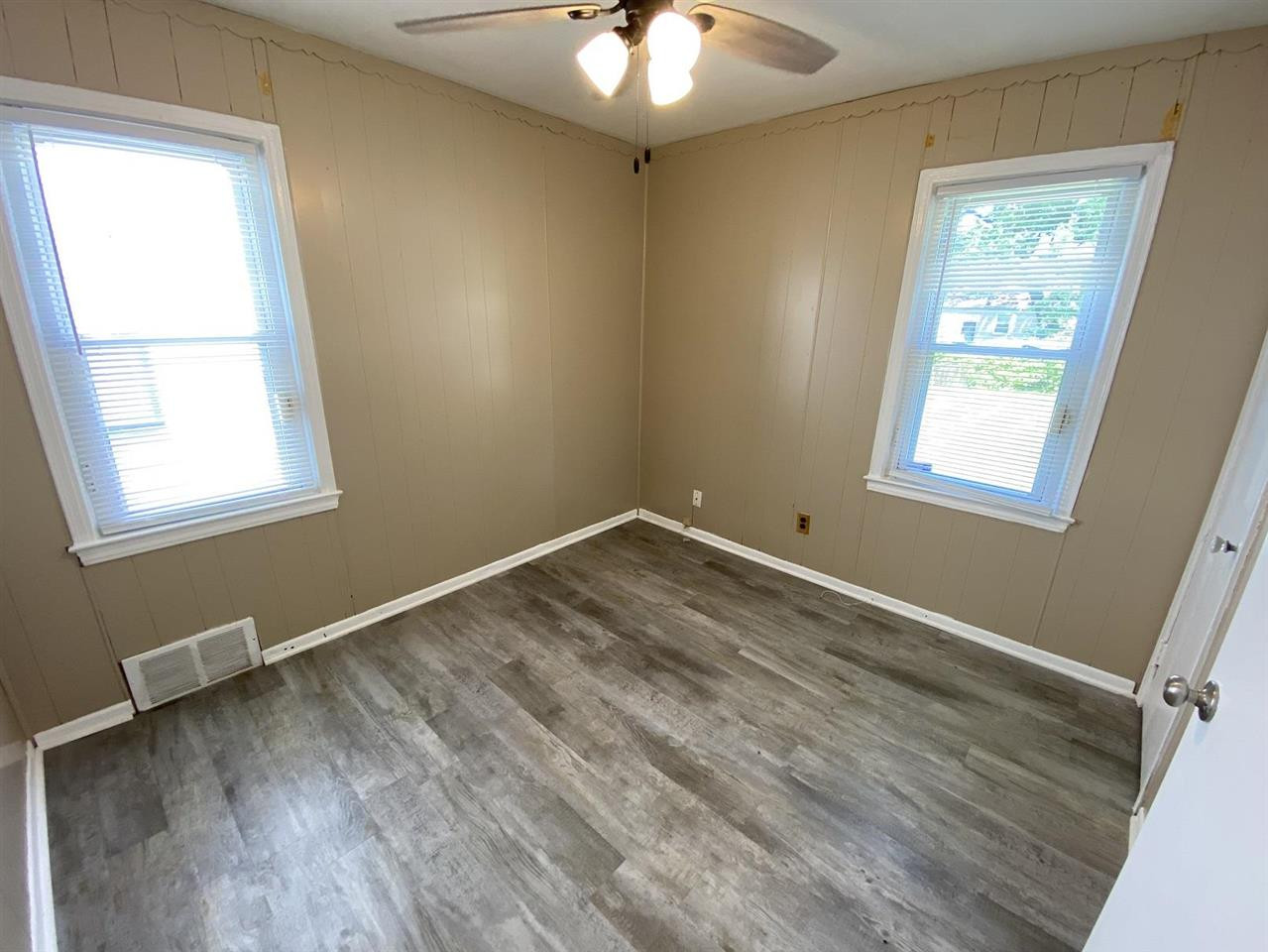 1053 Harrison Street Inkster, MI 48141 - Photo 5 of 12 Photo 5
