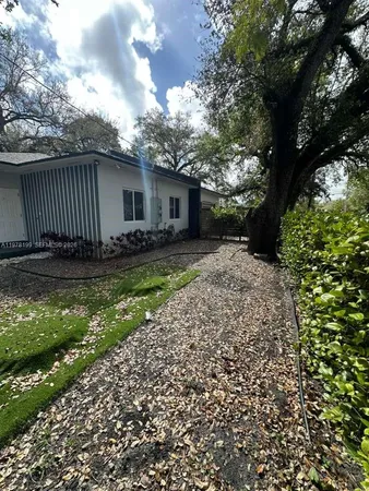 $3,100 | 9999 Northwest 23rd Avenue, Unit 9999, Miami, FL 33147