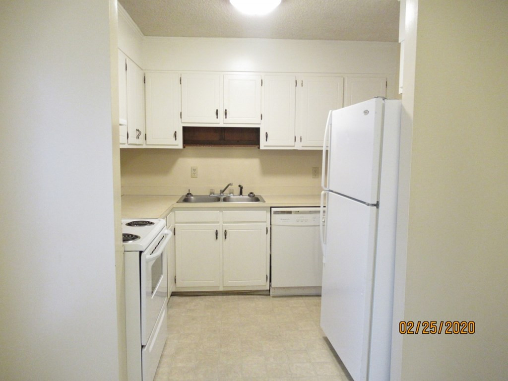 115 Engleside Street, Unit C Sumter, SC 29150 - Photo 11 of 14