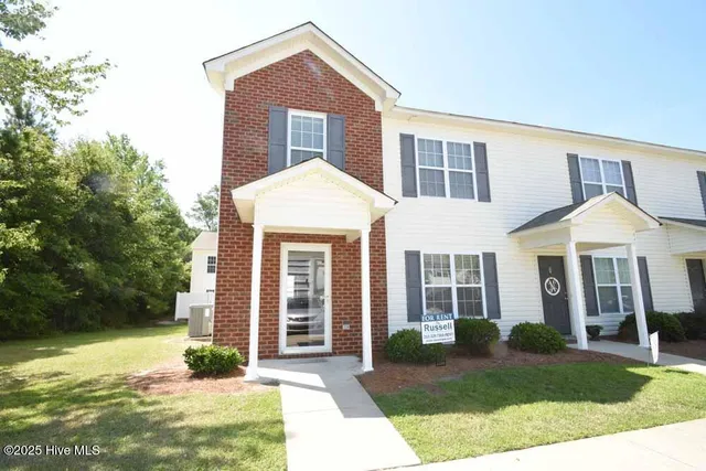 $1,500 | 4267 Dudleys Grant Drive, Unit A, Winterville, NC 28590