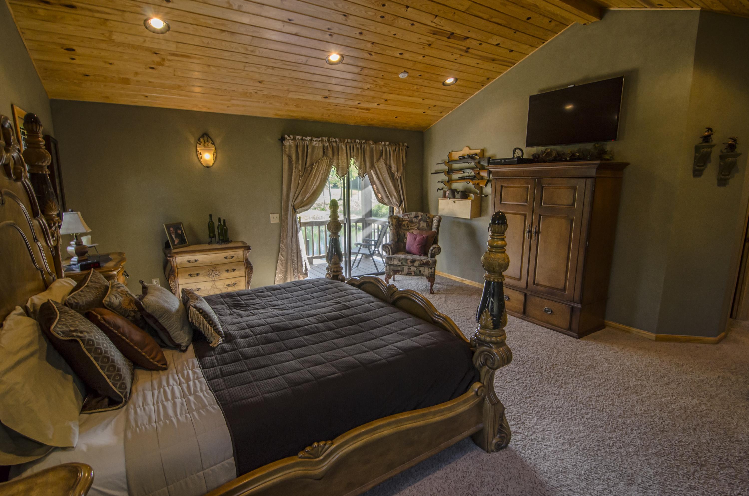 171 Clear Branch Road Dunlap, TN 37327 - Photo 14 of 42 Master bedroom (2)