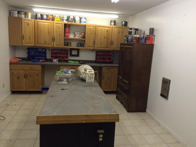 171 Clear Branch Road Dunlap, TN 37327 - Photo 38 of 42 Workshop on the property has heated hobb