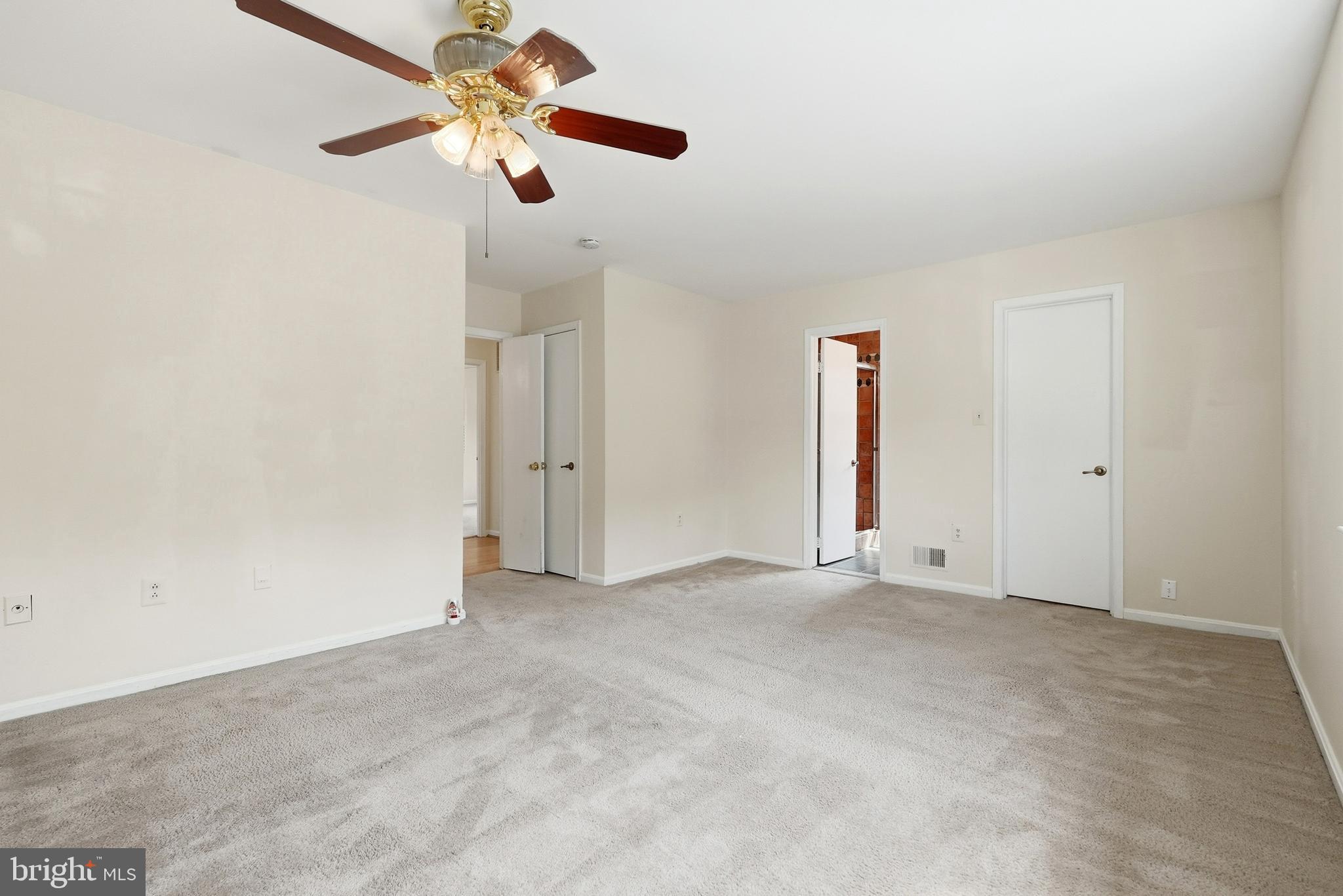 8031 Sleepy View Lane Springfield, VA 22153 - Photo 24 of 45 Primary Bedroom