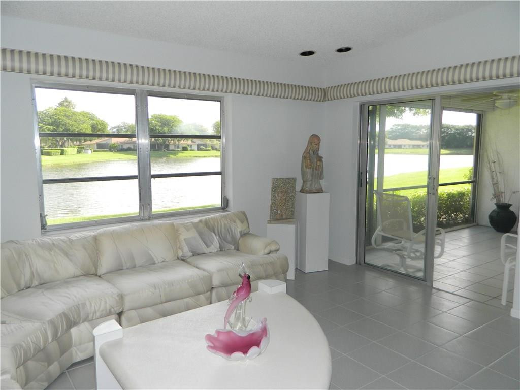 8131 Songbird Terrace, Unit B Boca Raton, FL 33496 - Photo 3 of 18 Living Room