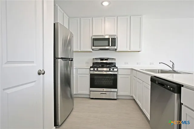 $1,195 | 11806 Bluebell Ridge, Converse, TX 78109