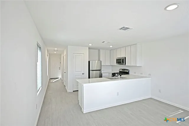 $1,195 | 11806 Bluebell Ridge, Converse, TX 78109