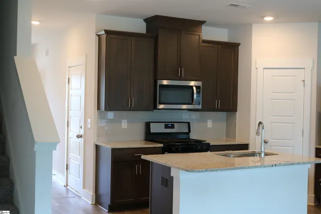 $243,000 | 822 Thread Way, Greer, SC 29651