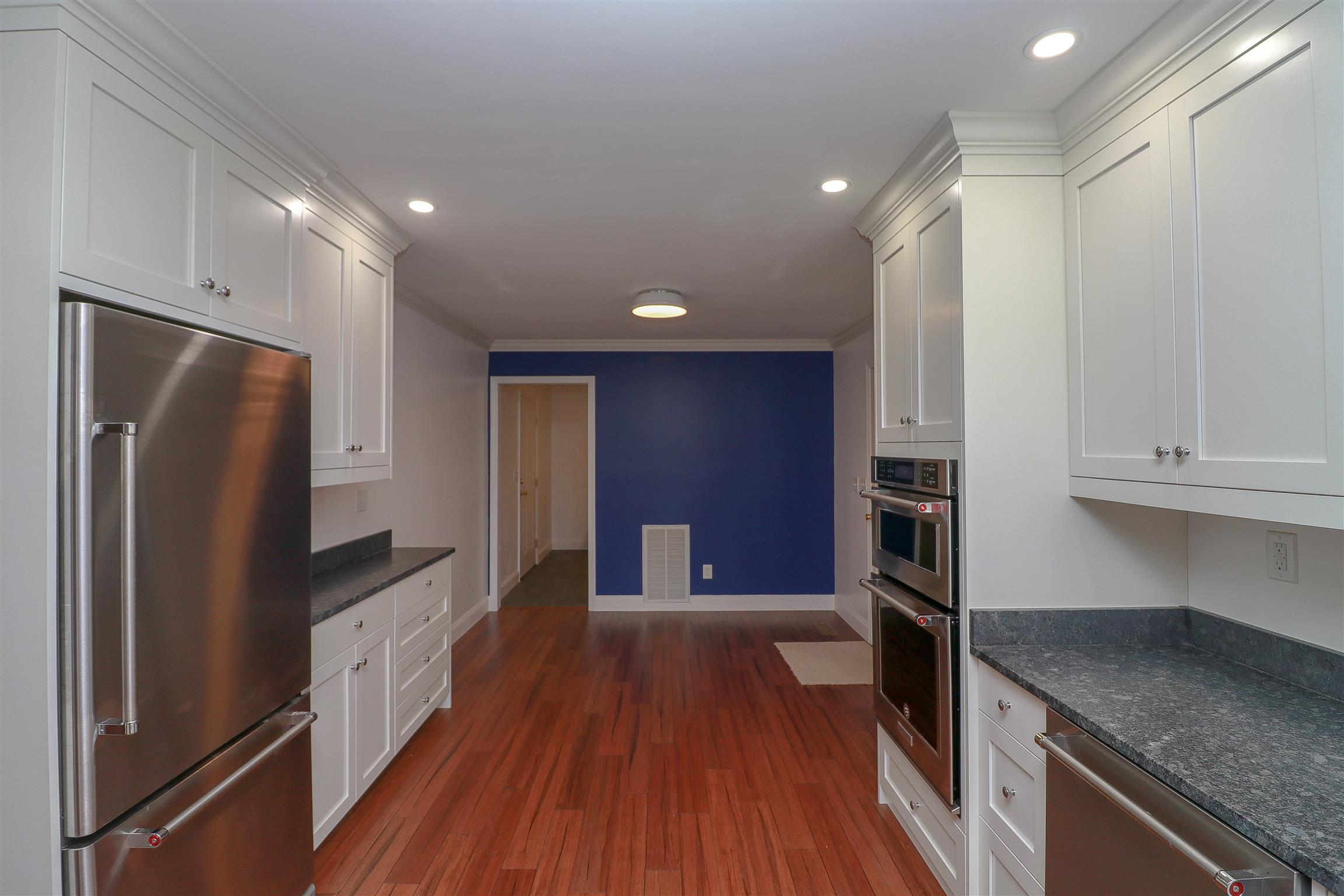 1934 Robinson Road Murfreesboro, TN 37130 - Photo 3 of 25 Gallery Image 3