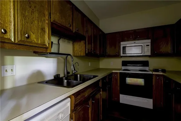 $1,700 | 4406 Avenue A, Unit 3, Austin, TX 78751