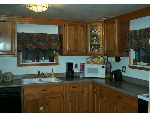 174 Fox Road Worthington, PA 16262 - Photo 3 of 8 Kitchen.