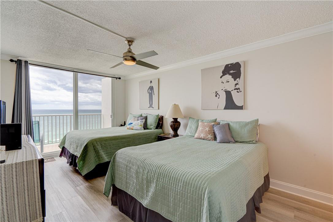 400 North Surf Road, Unit PH4 Hollywood, FL 33019 - Photo 8 of 23 Photo 8