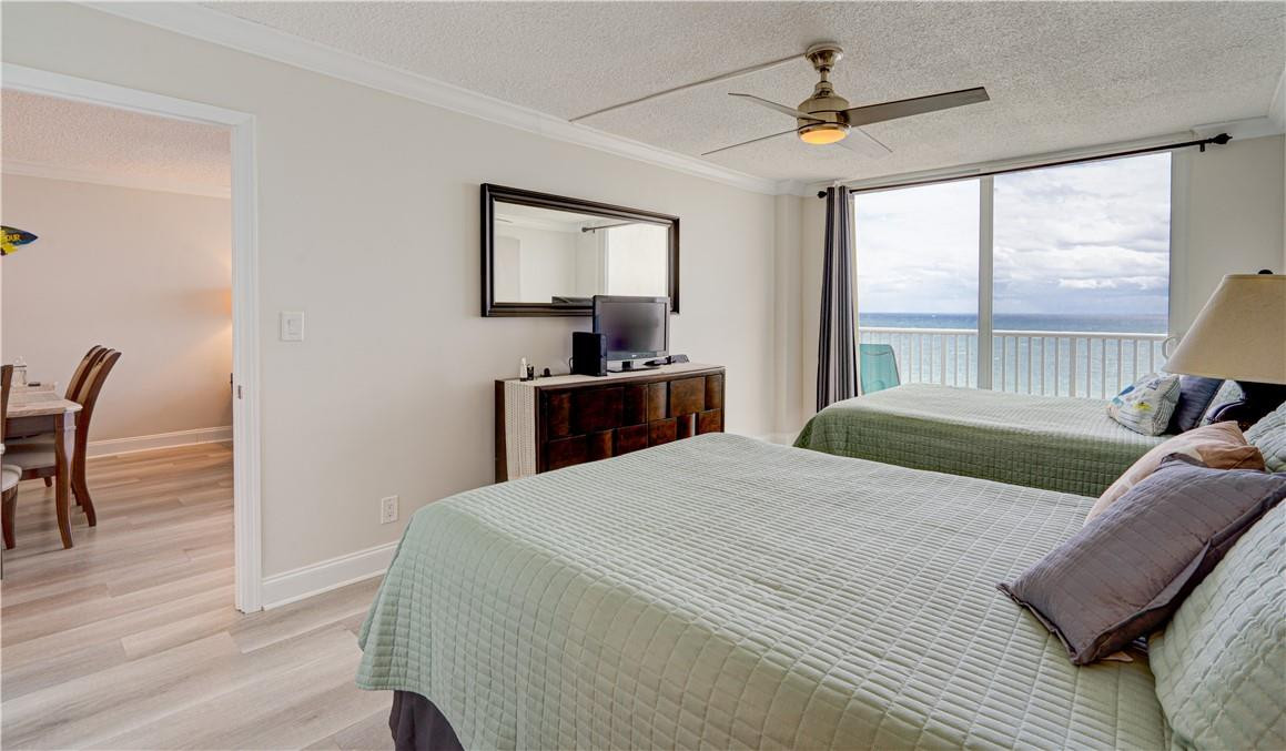 400 North Surf Road, Unit PH4 Hollywood, FL 33019 - Photo 9 of 23 Photo 9