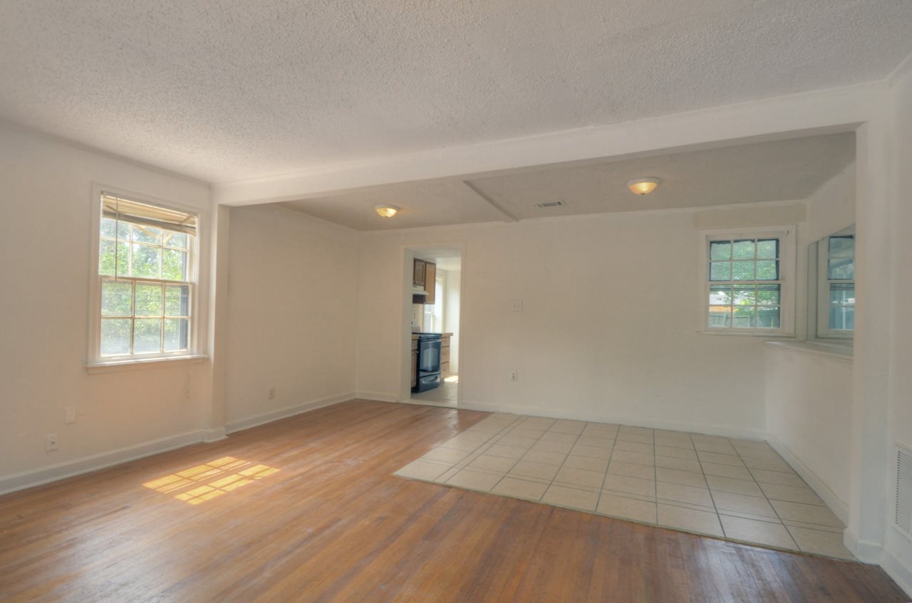 1105 Stratford Road Memphis, TN 38122 - Photo 3 of 18