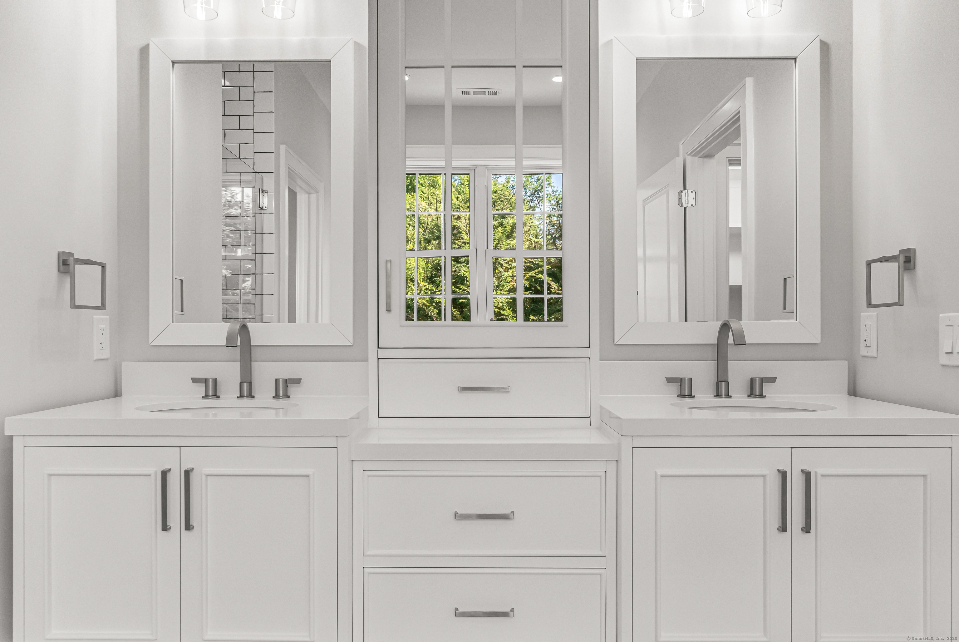 153 Pease Avenue Fairfield, CT 06890 - Photo 21 of 40