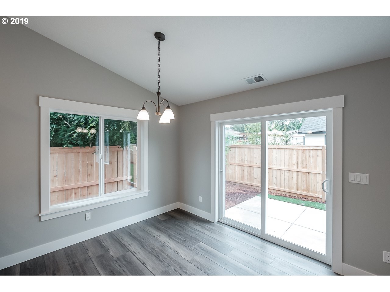 1081 Baxter Road Salem, OR 97306 - Photo 7 of 25