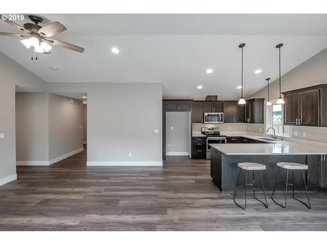 1081 Baxter Road Salem, OR 97306 - Photo 8 of 25