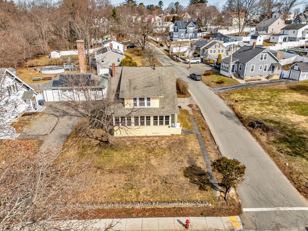 219 Pelham Street Methuen, MA 01844 - Photo 14 of 42