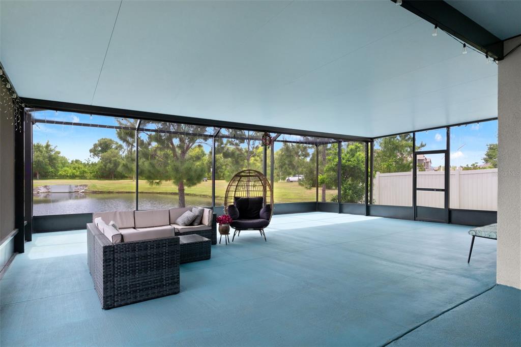 7278 Pool Compass Loop Wesley Chapel, FL 33545 - Photo 8 of 52