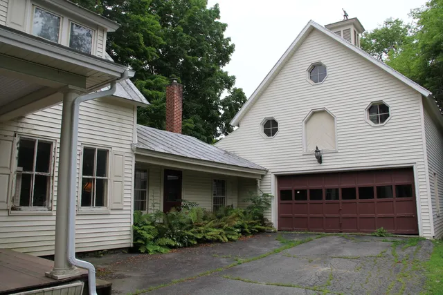 $169,000 | 39 Pleasant Street, Skowhegan, ME 04976