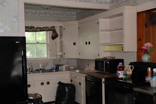 $169,000 | 39 Pleasant Street, Skowhegan, ME 04976