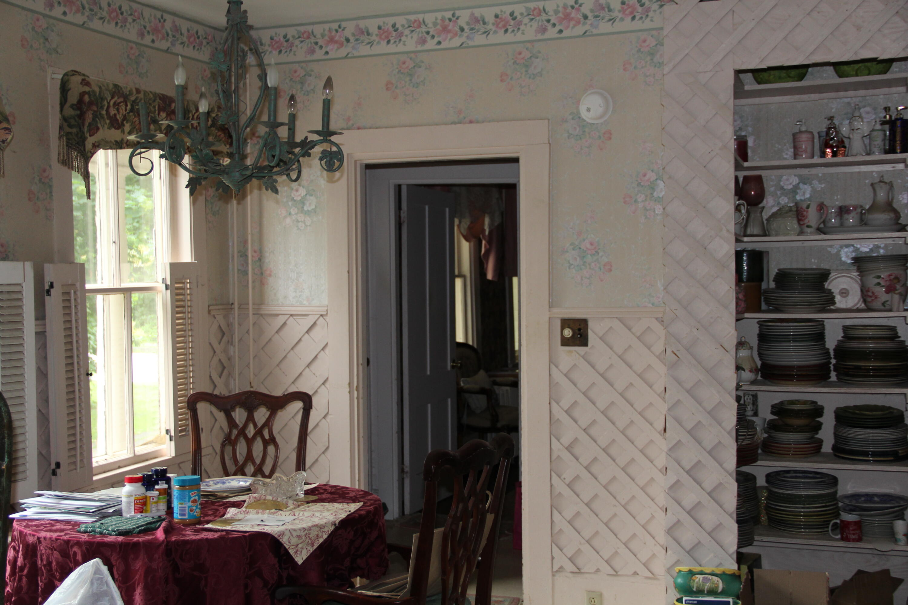 39 Pleasant Street Skowhegan, ME 04976 - Photo 8 of 27 IMG_9870